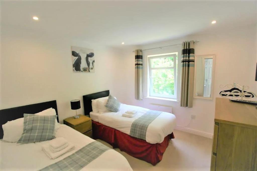 Beautiful Loch Side Apartment With Panoramic Views Fort William Esterno foto