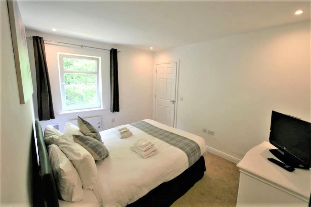 Beautiful Loch Side Apartment With Panoramic Views Fort William Esterno foto